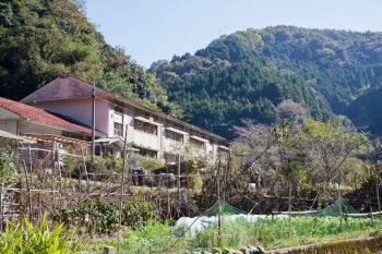 特定非営利活動法人　アーツ＆クラフツビレッジ